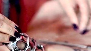 Empress Bella Sadic Penetrate Double Sounding Slave Husband