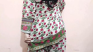Bigass Sister in-law Smoking in Periods-hindi Audio