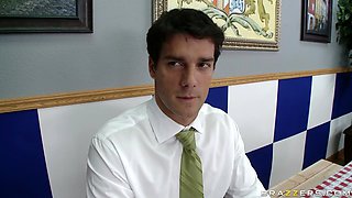 Bavarian Boobs With Ramon Nomar, Jessica Lynn - Brazzers