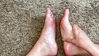 Extra Oil Foot Massage for My Soles