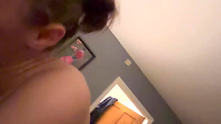 On the sesh fingering and squirting fun