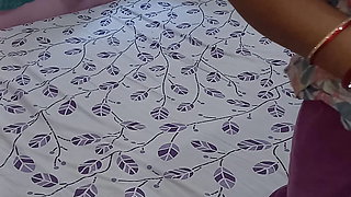 .Hot sexy Kitu Bhabhi got fucked by her step brother in her new house. Bhabhi's anal sex video.