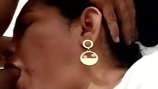 Mamadora Experta En Garganta Profunda