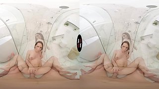 Kate Quinn VR Porn: Knock-Knock, It's A Hard Cock - VirtualTaboo