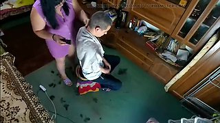 Home Hairdresser Messes Up Haircut And Sucks Cock As Apology - Russian Amateur MILF With Big Natural Tits