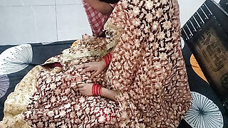 Nayi naweli dulhan ko first night me chod kar pregnant kar diya