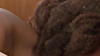 Ebony beauty Bonnie Humphrey blows Richard Nailder