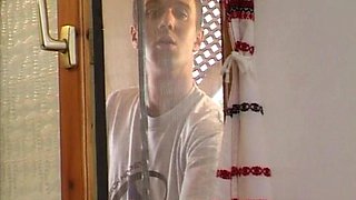 Young Dark Haired Girl Has Fun with a Young Guy and Fuck Nice on Vacation