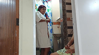 Beautiful Busty and Big Ass Stepdaughter Fucks with Her Old Stepfather in the Bathroom of the House