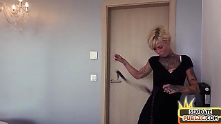 Horny blonde cougar cuntdrilled in POV