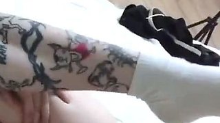 Redhot teen chick here, ready to provide the best porn