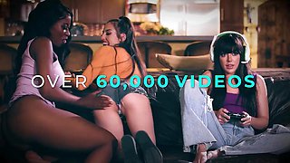 Sexy Aften Opal  Scarlit Scandal Go From Rivals To TAG-TEAMING Alexis Tae In Dripping Wet THREESOME: Porn