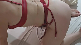 MILF Mature Slut Plays with Her Wet Clit