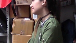 Asian stealer rammed by the guard