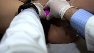 The doctor makes her cum