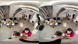 Jennifer Mendez, Laura Boomlock VR Porn: Thanksgiving Special - VirtualTaboo