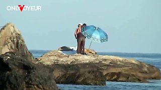 Blonde Beach Couple Fuck in Public