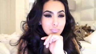 Kim Kardashian Look Alike Naked On Cam