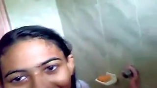 indian maid daughter getting fucked