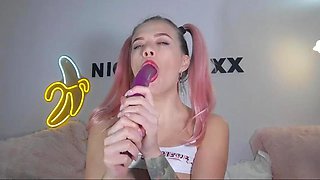 Nicolettxxx