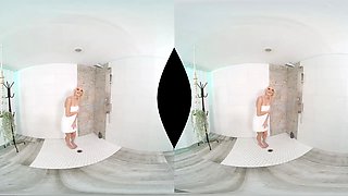 Kenna James - Sex Massage - Footsiebay