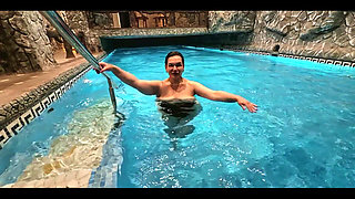 I Love Swimming in the Pool