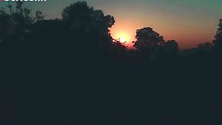 Raunchy Indian girl erotic movie