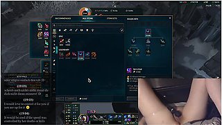 Girl Plays League Of Legends With Vibrator Slowly Massaging Her Clit With Gamer Girl