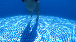 Risky Sex in the Pool Outside 9 Months Pregnant
