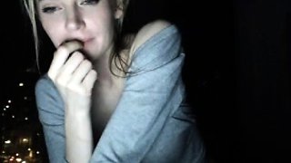 Petite Alexis Kline tits