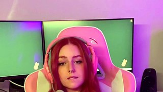 Amateur brunette webcam teen