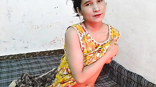 Village girl ko hotel me jabar dasti pela