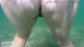 Underwater creampie and pee