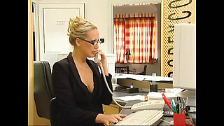 Secretary - Episode 3