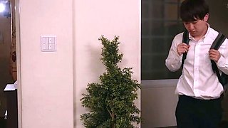 Omege japanese girl with big boobs on cams
