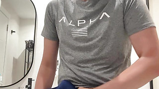 hot daddy jerks off and cum no hands