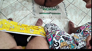 Two Entiado Nerds Makes Discovery Game With Her Half Sister