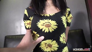 Slutty date's masturbation scene