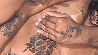 Young Athlete Gave Her Pussy with Her Legs on Her Head and Without a Condom to Her Friend