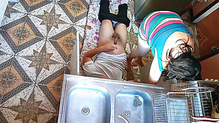Cheating wife fucks the plumber