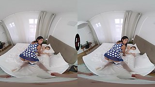 Sheila Ortega VR Porn: Bedtime Story - VirtualTaboo