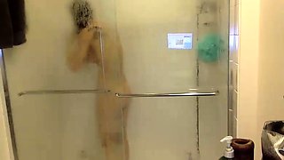 Extreme amateur pov blowjob with brunette babe