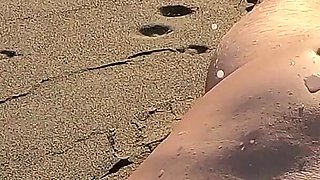 Beach Handjob: Beauty in Bikini Makes Him Get a Huge Cumshot at the Beach