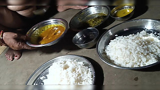Naked Bengali Bhabhi Eats Rice With Husband - Hot Outdoor Sex & Doggy Style Fuck