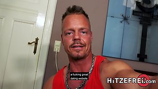 Bodo hunts down a raunchy Gothic MILF and bangs her in his fuck flat - Hitzefrei