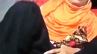 BanGLa Desi Muslim Paramours Mms Seep!?
