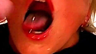 Ggg John Thompson, Presents Horny Fuck and Cum Horny Women.