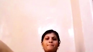 FAMOUS KANNADA CALL GIRL AUNTY AUNTY SEX WITH HER CUSTOMER