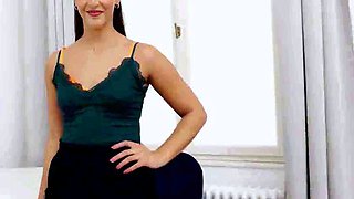 Nubiles - Betzz - Eyes On Me - Pussy rubbing