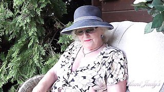 Gilf's auntjudys dirt by Aunt Judy's